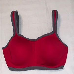 New, Natori sports bra 32D
